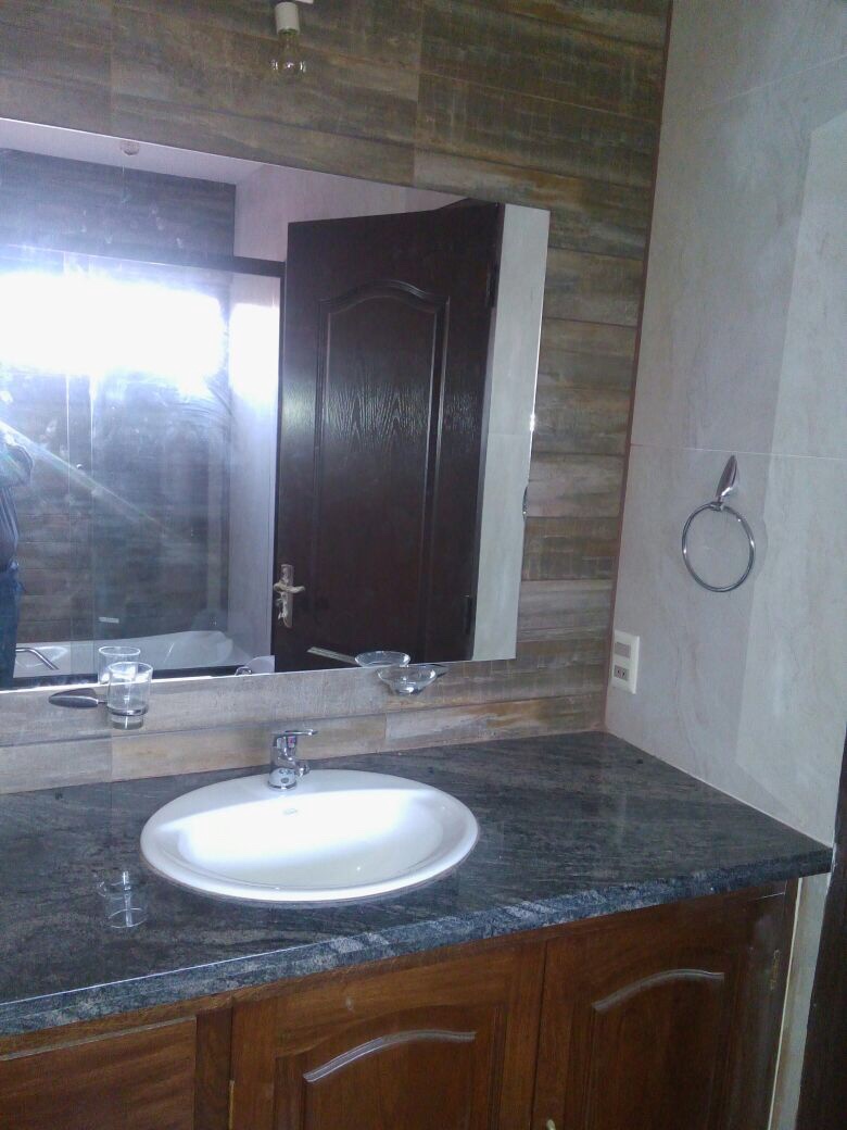 Barrio Lomas de AranjuezTe paso el detalle de las casas; En venta tres