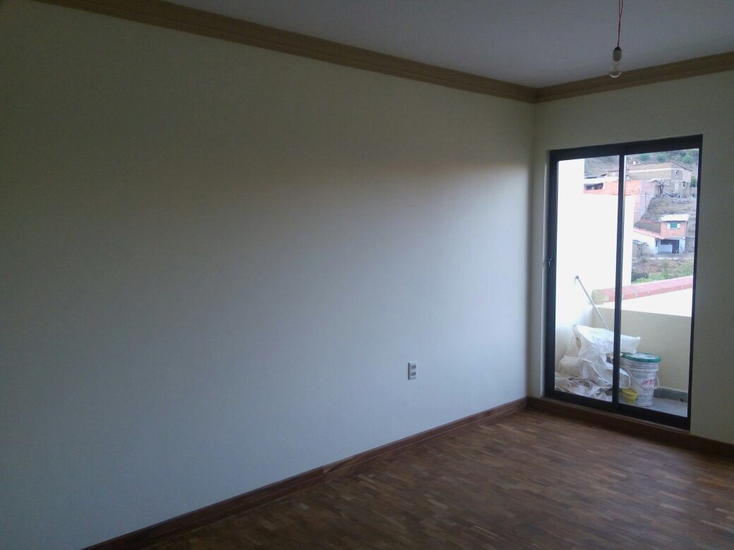 Barrio Lomas de AranjuezTe paso el detalle de las casas; En venta tres